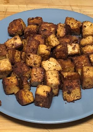 Una foto de Tofu marinado rápido