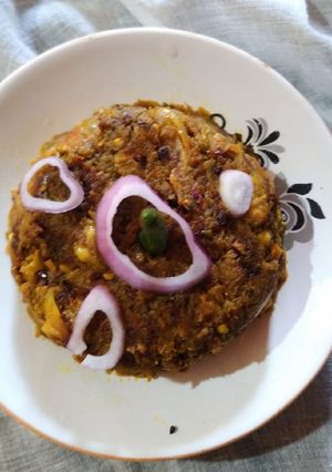 পটল ভর্তা (potol bharta recipe in Bengali) রেসিপির প্রধান ছবি