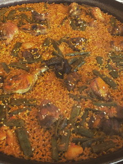 Una foto de Paella Valenciana