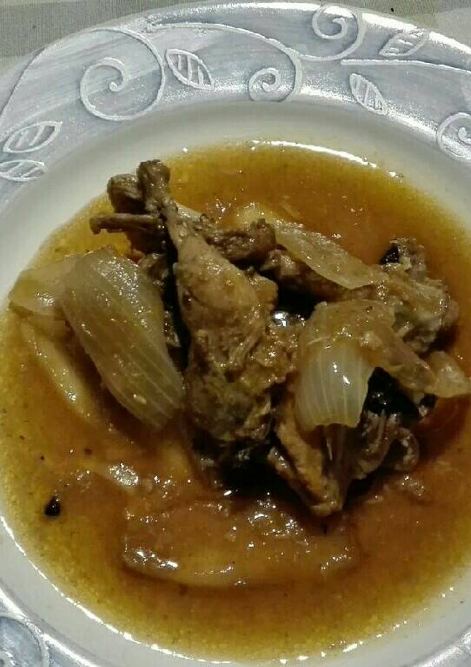 Una foto de Codornices escabechadas