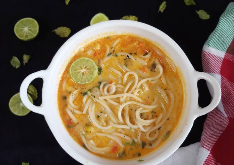 How to Make HOT Thai noodle soup with desi tadka