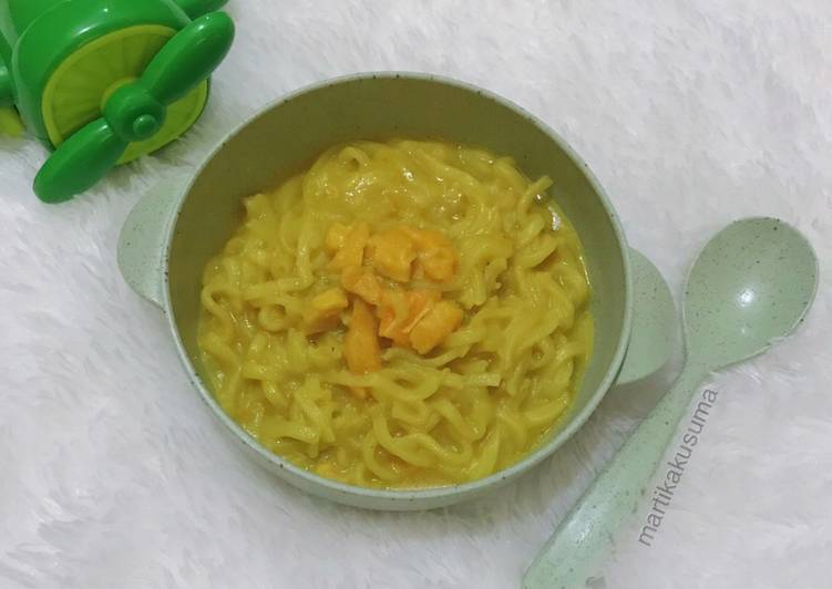 Mie kari salmon MPASI