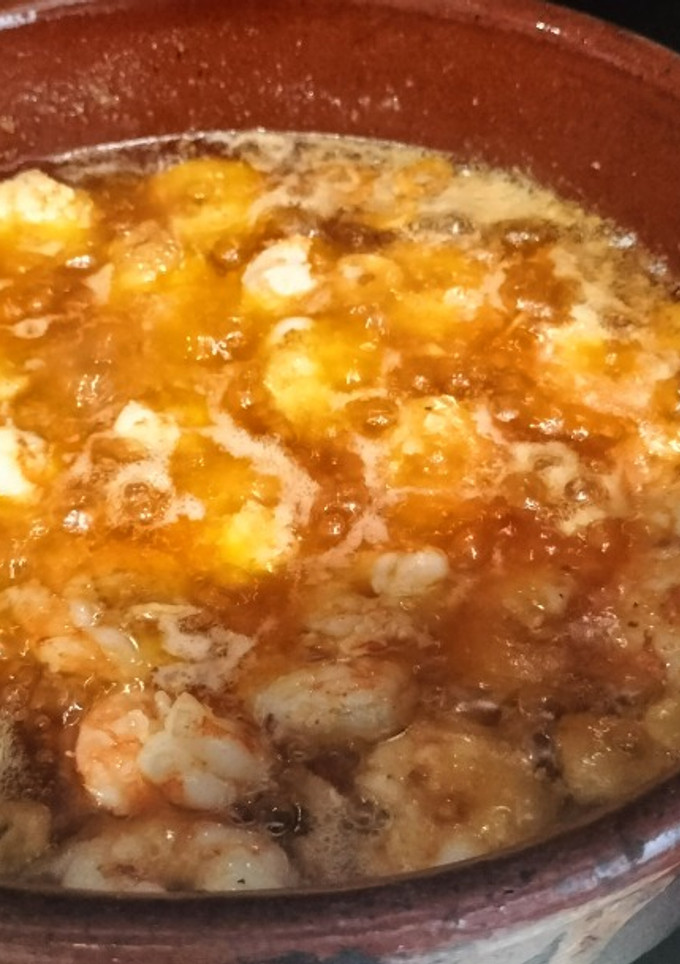 Una foto de Gambas/langostinos al ajillo