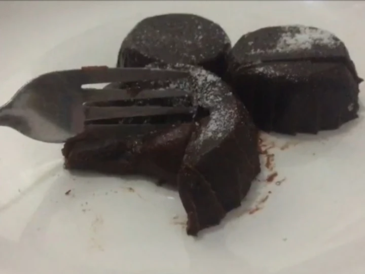 Cara Mudah Membuat Resep Choco lava cake tanpa mixer tanpa oven untuk pemula yang Sempurna Anti Ribet, Mantap