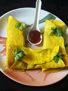 स्टाफ मूंग दाल चीला रेसिपी मुख्य फोटो