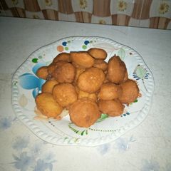 A picture of Bean cake AKA Kosai.