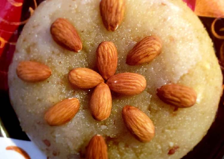 Steps to Prepare Quick Suji badaam halwa