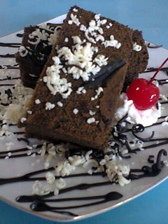 Foto resep Black forest roll cake
