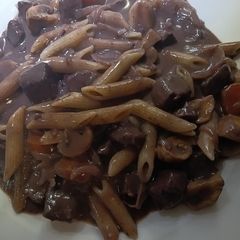 A picture of Boeuf bourguignon.