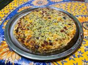 Une photo de courgette et mozzarella de buffala