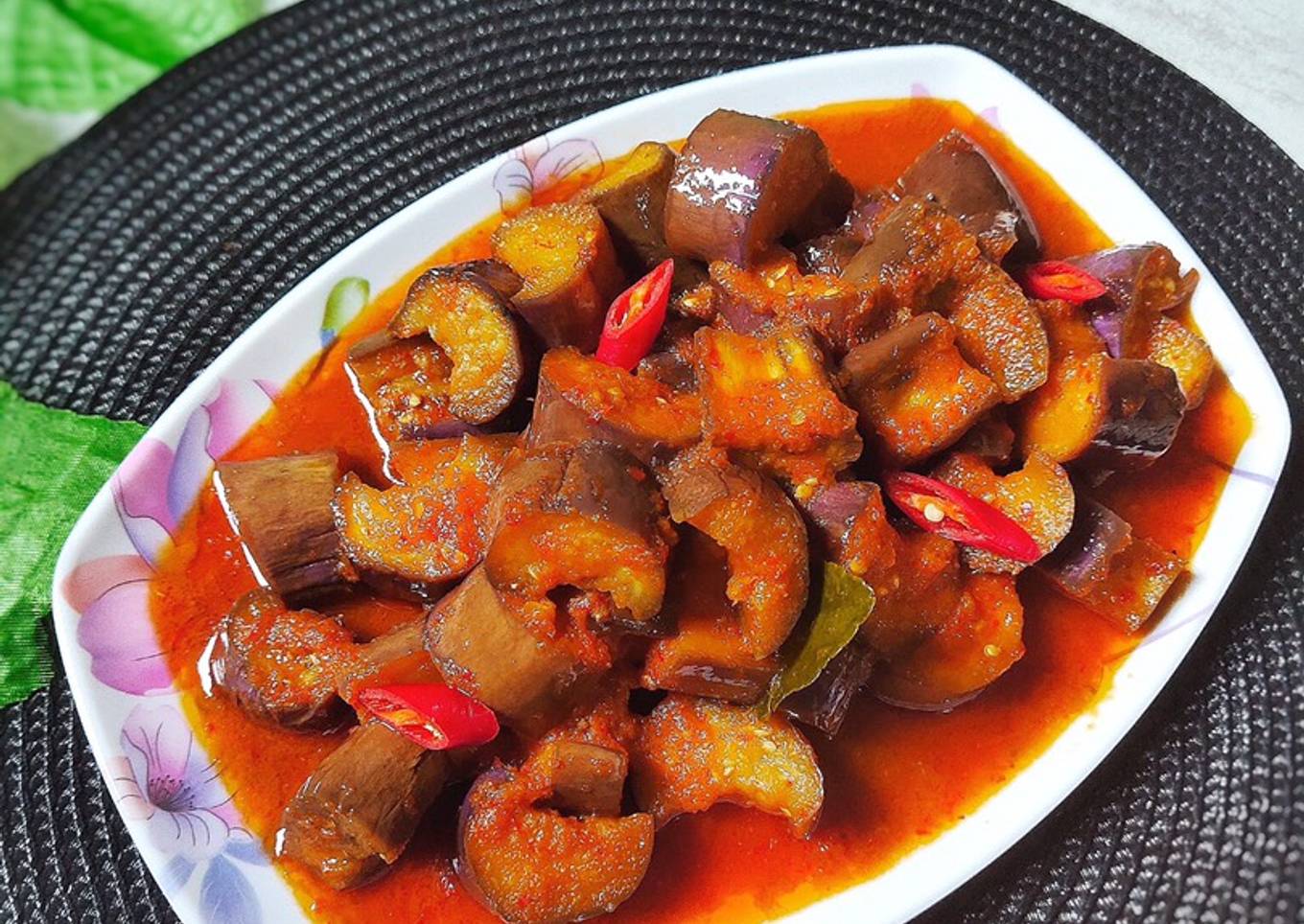Tumis Pedas Terong Ungu