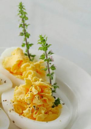 Hình của món Giáng sinh ăn gì : Hay là trứng quỷ ??.