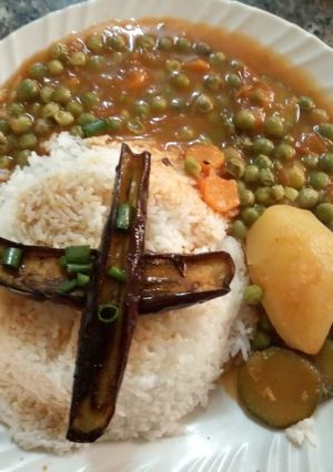 A picture of Minji stew with egg plant salad.