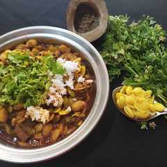 A picture of पडवळ डाळींब्यांची भाजी (padval dalibyachi bhaji recipe in marathi).