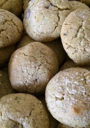 A picture of Peanut Butter Choc Chip Cookie.