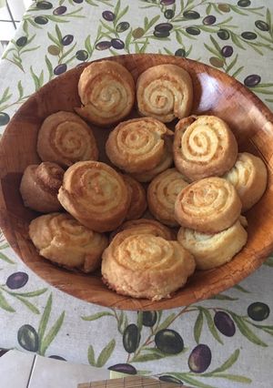 Sajtos tekercs recept fotója
