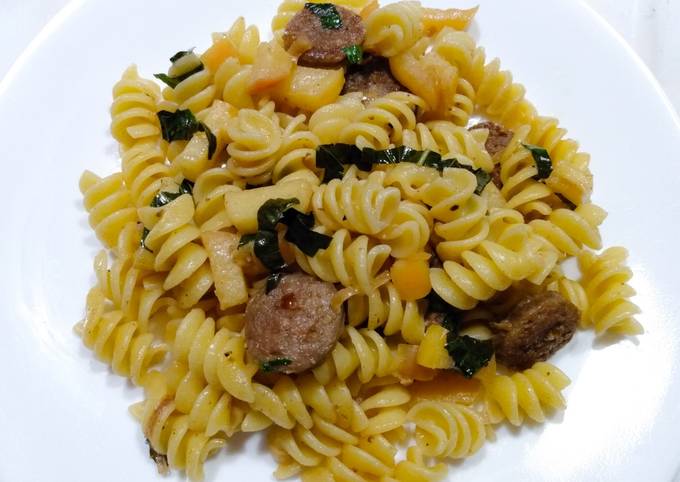 Steps to Make Favorite Rotini with sausage and apples