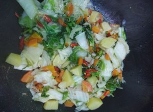 Foto resep Tumis/oseng Sawi Putih/Sawi Cina (kentang+Wortel+Kubis)