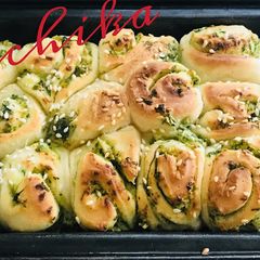 A picture of Garlic pinwheel  sandwich.