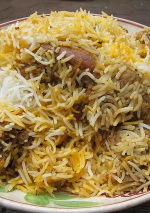 A picture of Mutoon dum Biryani.