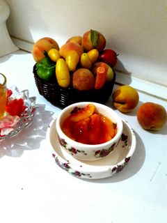 عکسی از دستور کمپوت هلو ونکات کنسروی کردن