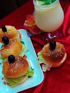 صورة لوصفة خبز برغر✨
