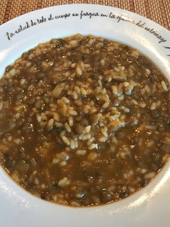 Una foto de Lentejas con arroz