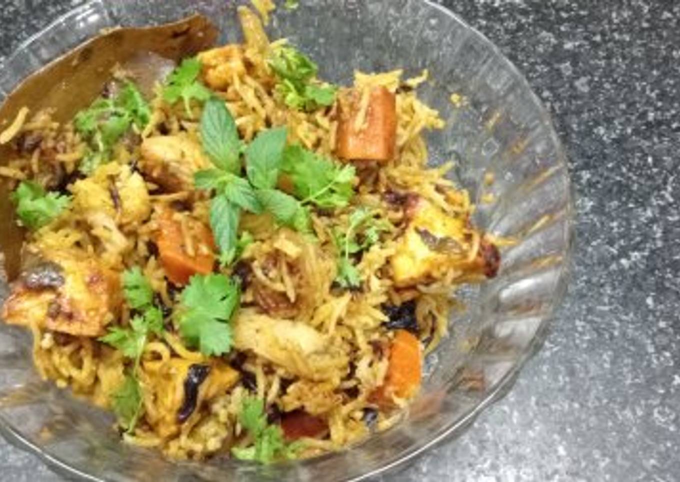 Veg Biryani in Pressure Cooker !!