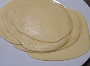 Una foto de Tapa de empanadas con aceite de oliva al horno