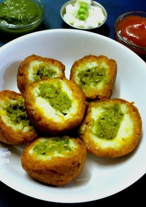 A picture of Triranga Rolls.