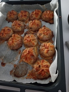 Una foto de Bolitas de queso y carne