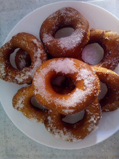 Una foto de Donas o churros de colombia