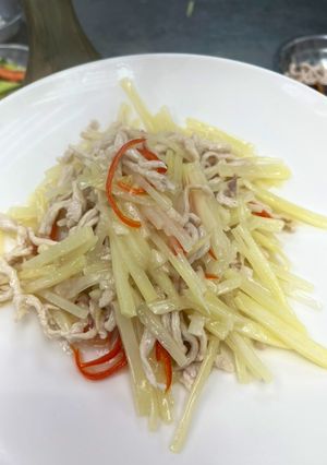 301-2 馬鈴薯炒雞絲 的食譜成品照片