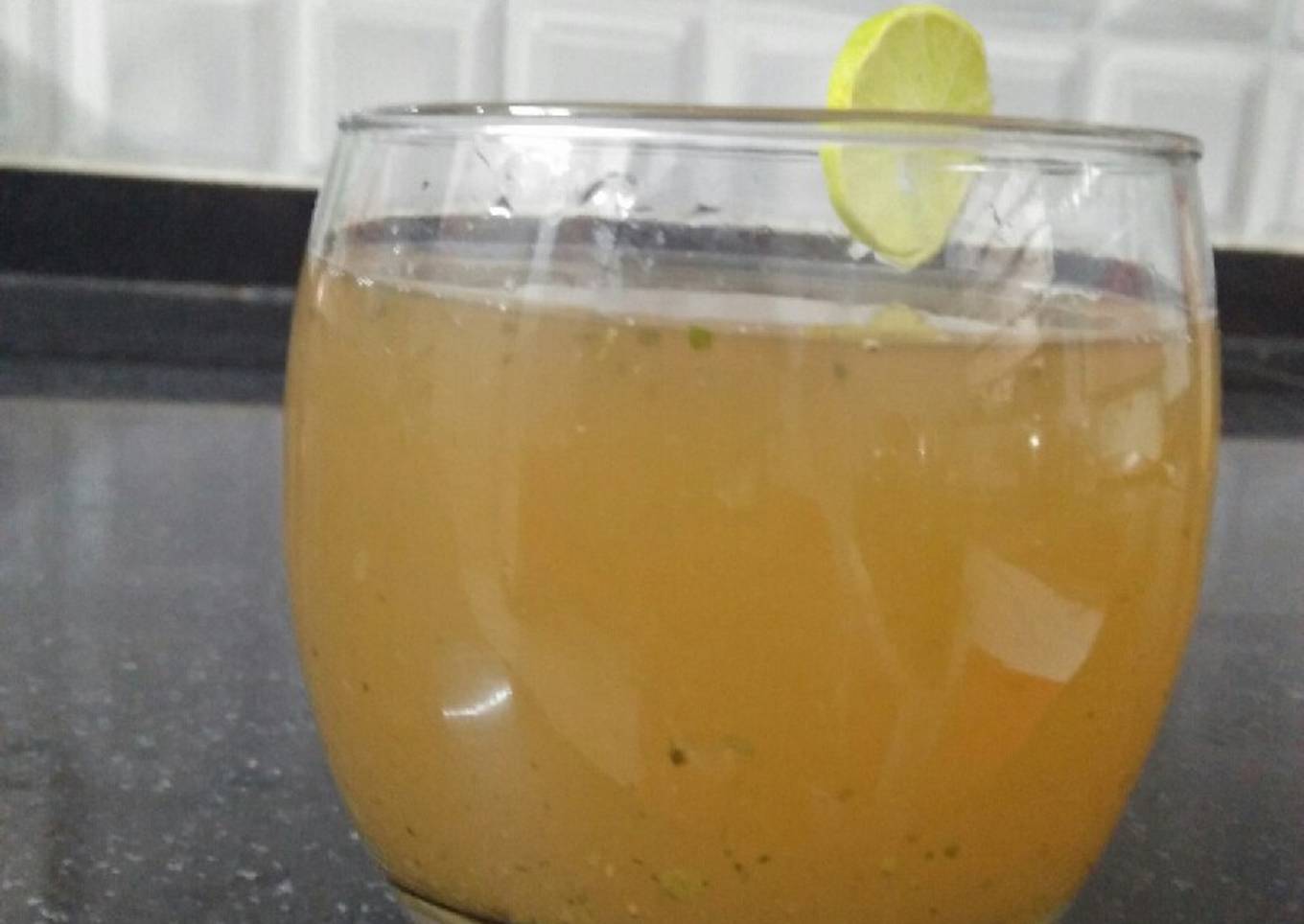 Jaljeera and mint drink