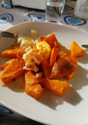 Una foto de Calabaza con jamón y huevo