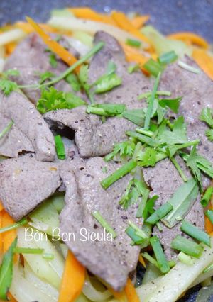 Hình của món Gan Heo Xào Su Su Cà Rốt.
