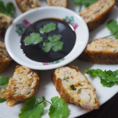 A picture of Pork Prawn Meat Roll.