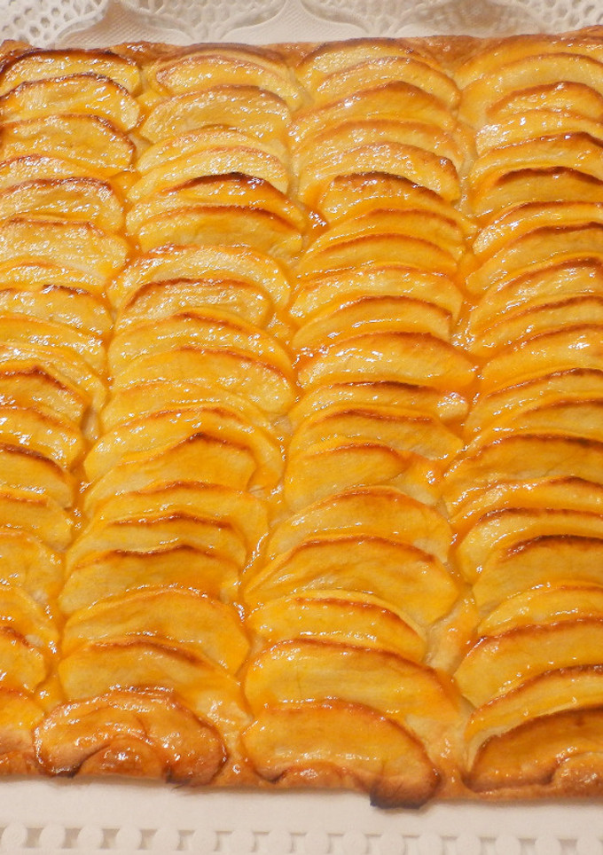 Una foto de Coca crujiente de manzana