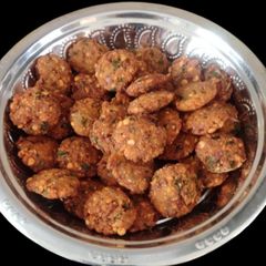 Matar dal vada (yellow split peas) A picture of Matar dal vada (yellow split peas).