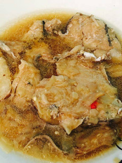 A picture of Salt and water tuna fish.