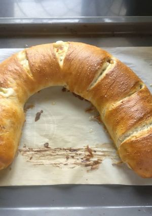 A picture of Italian Stromboli bread.