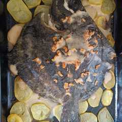 Una foto de Rodaballo con pilpil de bilbaína