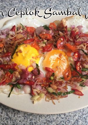 Foto resep Telur Ceplok Sambal Matah