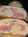 Pancitos caseros rellenos de jamón y queso
