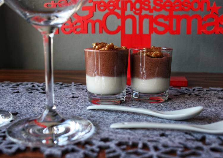 Simple Way to Make Homemade Schokoladen Walnuss Creme