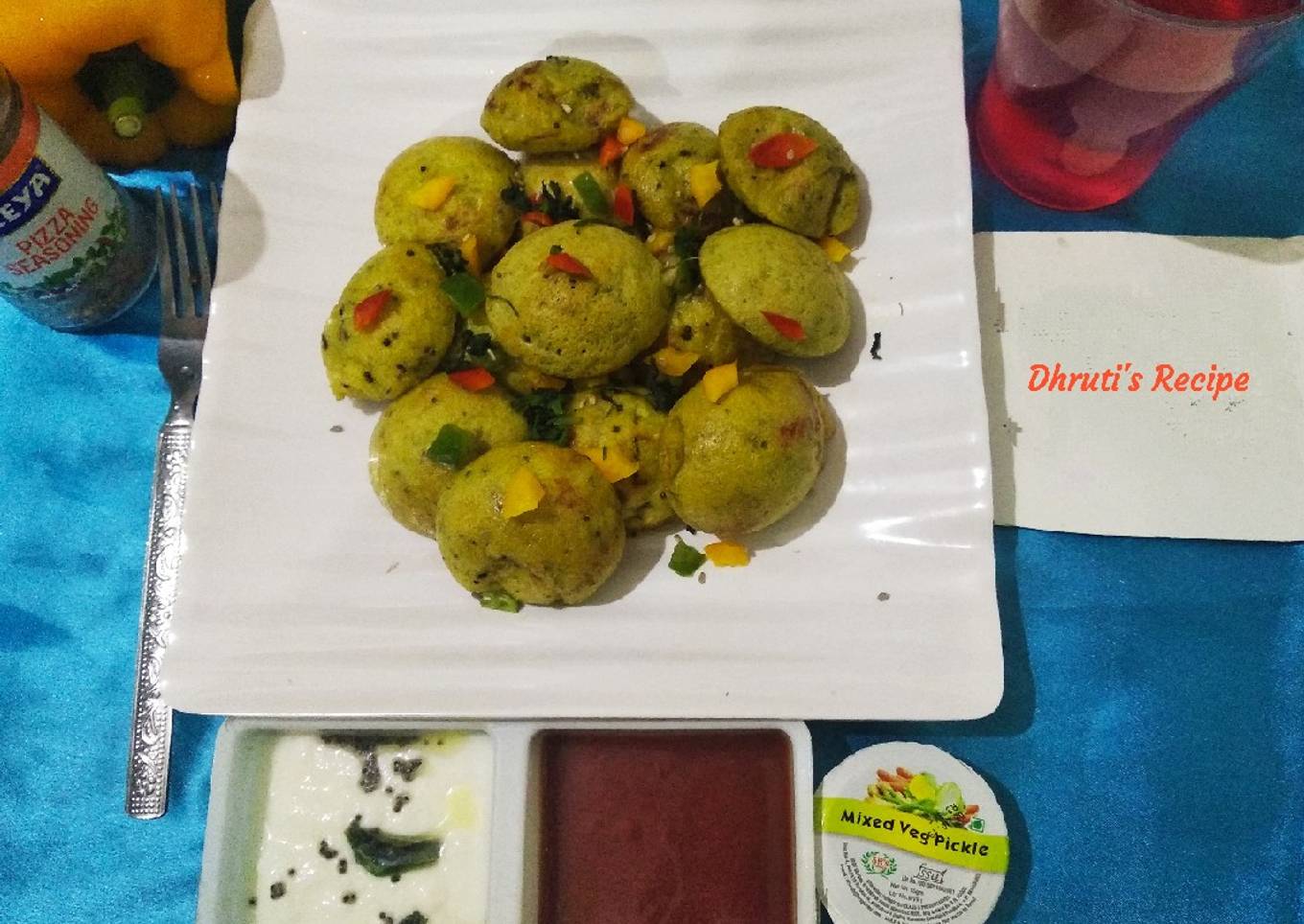 Spinach aapam with Italian seasoning