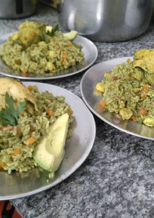 Una foto de Arroz con pollo