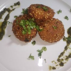 A picture of Falahari Sabudana cutlets.