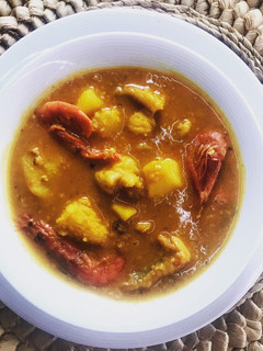 Una foto de All i pebre de rape y gambas