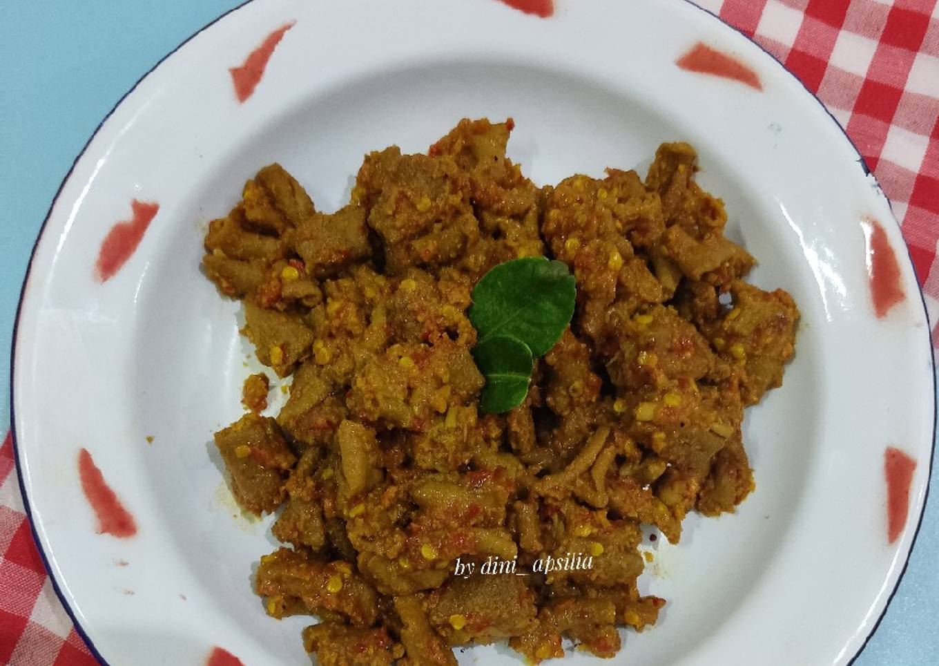Usus Pedas Masak Kuning